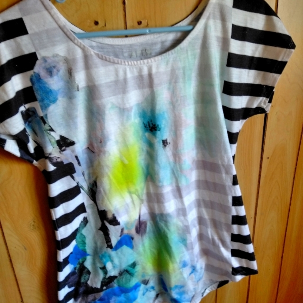 2for$10❤️❤️APT. 9 T shirt